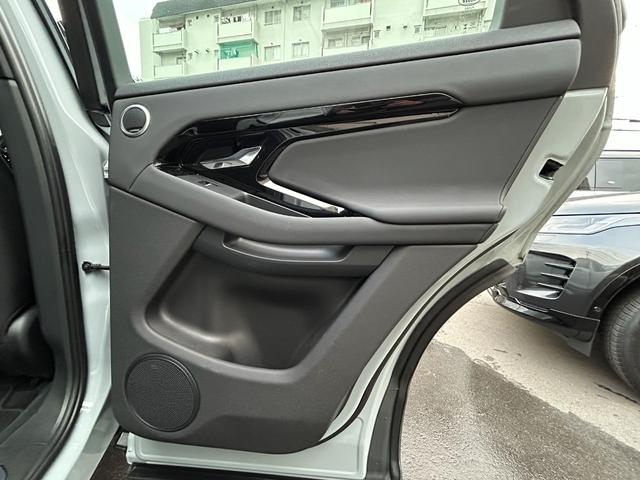 レンジローバーイヴォーク ダイナミック　ＳＥ　Ｐ２００　認定中古車　デジタルインナーミラー　ＭＥＲＩＤＩＡＮ　シートヒータ（Ｆ／Ｒ）　２０ＡＷ　ハンドルヒータ　コールドクライメートパック　サラウンドカメラ　パワーリアゲート　ＡＣＣ／ＬＫＡ／ＢＳＭ／ＲＴＭ（37枚目）