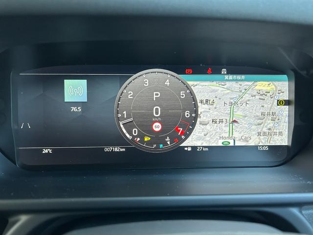 ディフェンダー １１０ＳＥ　Ｐ３００　認定中古車　１オーナ　ＭＥＲＩＤＩＡＮサラウンド　固定サイドステップ　エアサス　３６０カメラ　ワイヤレス充電　シートヒータ　２０ＡＷ　メモリ付パワーシート　純正ドラレコ　ＡＣＣ／ＬＫＡ／ＢＳＭ／ＲＴＭ（64枚目）