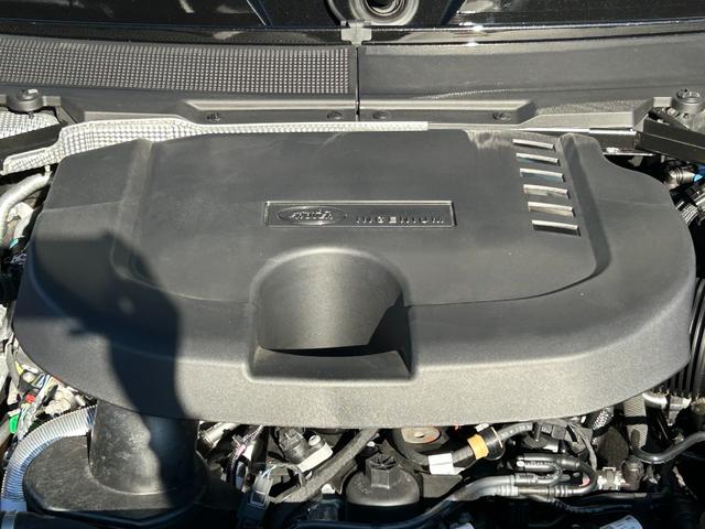 ディフェンダー 110X-ダイナミックHSE D350 認定中古車 7人乗 電動ステップ エアサス シートヒータ&クーラ(フロント)MERIDIAN スライディングパノラミックルーフ コールドクライメートパック ブラックパック 非接触充電 マッドフラップ(79枚目)