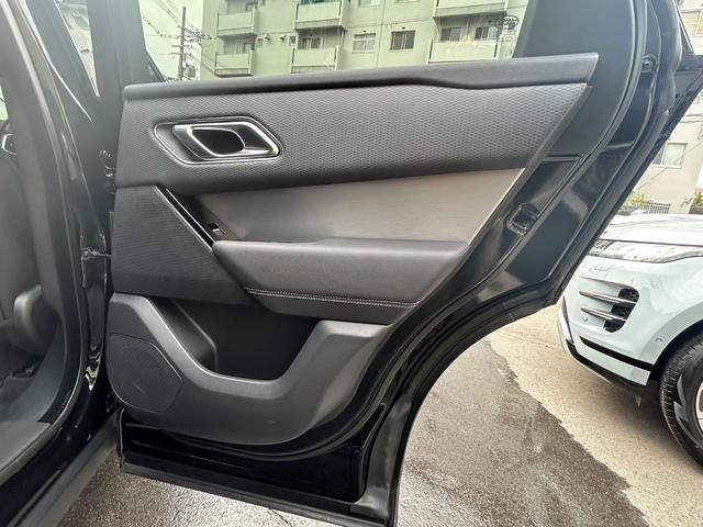 レンジローバーヴェラール Ｒ　ダイナミック　Ｓ　Ｐ２５０　認定中古車　エアサス　スライディングパノラミックルーフ　ＭＥＲＩＤＩＡＮ　シートヒータ（Ｆ）　コールドクライメートパック　パワーリアゲート　ブラックパック　２１ＡＷ　ＡＣＣ／ＬＫＡ／ＢＳＭ／ＲＴＭ（37枚目）