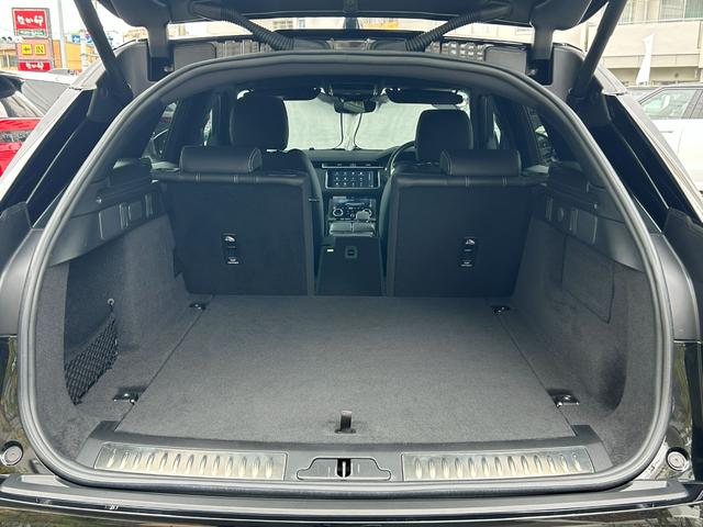 レンジローバーヴェラール Ｒ　ダイナミック　Ｓ　Ｐ２５０　認定中古車　エアサス　スライディングパノラミックルーフ　ＭＥＲＩＤＩＡＮ　シートヒータ（Ｆ）　コールドクライメートパック　パワーリアゲート　ブラックパック　２１ＡＷ　ＡＣＣ／ＬＫＡ／ＢＳＭ／ＲＴＭ（67枚目）