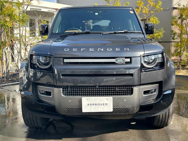 ディフェンダー 110X-ダイナミックHSE D300 認定中古車 1オーナー パノラミックスライディングルーフ サイドステップ ボンネットデカール MERIDIAN シートヒータ(F/R)&クーラ(F) 20AW 3ゾーンAC クラシックマッドガード(6枚目)