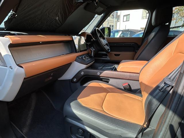 ディフェンダー 110X-ダイナミックHSE D300 認定中古車 1オーナー パノラミックスライディングルーフ サイドステップ ボンネットデカール MERIDIAN シートヒータ(F/R)&クーラ(F) 20AW 3ゾーンAC クラシックマッドガード(37枚目)