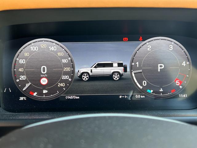 ディフェンダー 110X-ダイナミックHSE D300 認定中古車 1オーナー パノラミックスライディングルーフ サイドステップ ボンネットデカール MERIDIAN シートヒータ(F/R)&クーラ(F) 20AW 3ゾーンAC クラシックマッドガード(65枚目)