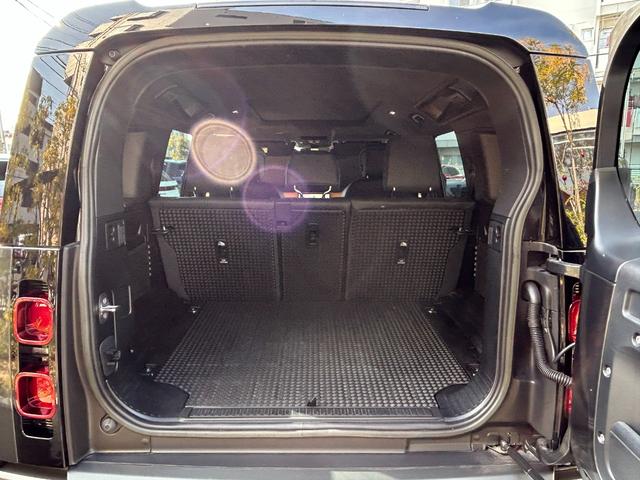 ディフェンダー 110X-ダイナミックHSE D300 認定中古車 1オーナー パノラミックスライディングルーフ サイドステップ ボンネットデカール MERIDIAN シートヒータ(F/R)&クーラ(F) 20AW 3ゾーンAC クラシックマッドガード(71枚目)