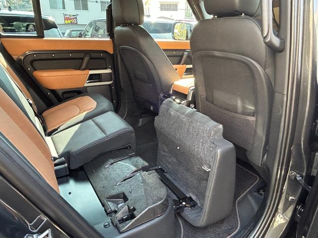ディフェンダー 110X-ダイナミックHSE D300 認定中古車 1オーナー パノラミックスライディングルーフ サイドステップ ボンネットデカール MERIDIAN シートヒータ(F/R)&クーラ(F) 20AW 3ゾーンAC クラシックマッドガード(75枚目)
