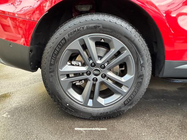 レンジローバースポーツ Ｓ　Ｄ３００　認定中古車　電動サイドステップ　パノラミックルーフ　ＭＥＲＩＤＩＡＮ　リアブラインド　デジタルインナーミラー　ハンドルヒータ　シートヒータ　エアクオリティ　パワーリアゲート　純正ドラレコ　２０ＡＷ（21枚目）