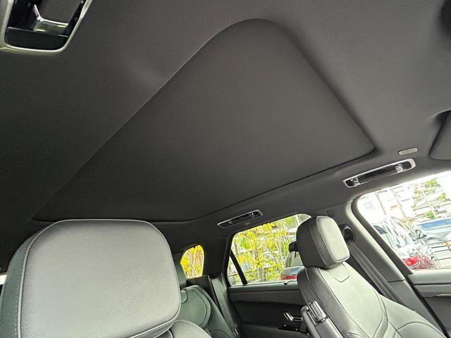 レンジローバースポーツ Ｓ　Ｄ３００　認定中古車　電動サイドステップ　パノラミックルーフ　ＭＥＲＩＤＩＡＮ　リアブラインド　デジタルインナーミラー　ハンドルヒータ　シートヒータ　エアクオリティ　パワーリアゲート　純正ドラレコ　２０ＡＷ（24枚目）