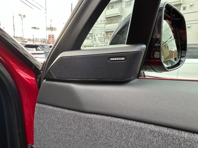 レンジローバースポーツ Ｓ　Ｄ３００　認定中古車　電動サイドステップ　パノラミックルーフ　ＭＥＲＩＤＩＡＮ　リアブラインド　デジタルインナーミラー　ハンドルヒータ　シートヒータ　エアクオリティ　パワーリアゲート　純正ドラレコ　２０ＡＷ（33枚目）
