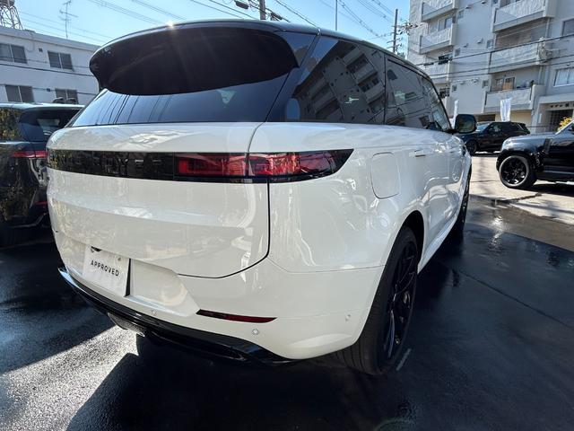 レンジローバースポーツ ダイナミックＳＥ　Ｄ３００　認定中古車　全席シートヒータ＆クーラ　ハンドルヒータ　パノラミックスライディングルーフ　電動ステップ　ＭＥＲＩＤＩＡＮ　ソフトドアクローズ　メモリ付パワーシート　純正ドラレコ　ワイヤレス充電　２３ＡＷ（11枚目）