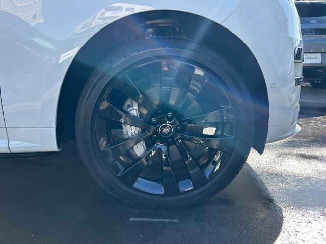 レンジローバースポーツ ダイナミックＳＥ　Ｄ３００　認定中古車　全席シートヒータ＆クーラ　ハンドルヒータ　パノラミックスライディングルーフ　電動ステップ　ＭＥＲＩＤＩＡＮ　ソフトドアクローズ　メモリ付パワーシート　純正ドラレコ　ワイヤレス充電　２３ＡＷ（20枚目）
