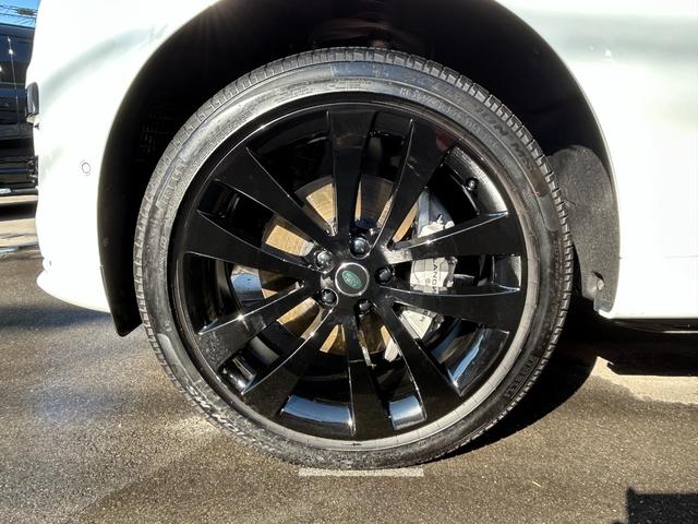 レンジローバースポーツ ダイナミックＳＥ　Ｄ３００　認定中古車　全席シートヒータ＆クーラ　ハンドルヒータ　パノラミックスライディングルーフ　電動ステップ　ＭＥＲＩＤＩＡＮ　ソフトドアクローズ　メモリ付パワーシート　純正ドラレコ　ワイヤレス充電　２３ＡＷ（22枚目）