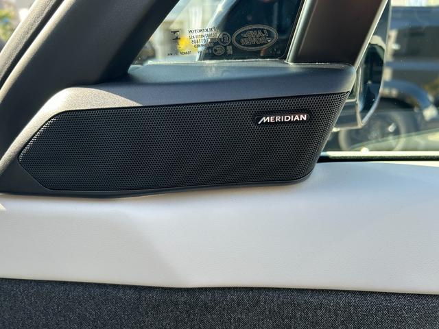 レンジローバースポーツ ダイナミックＳＥ　Ｄ３００　認定中古車　全席シートヒータ＆クーラ　ハンドルヒータ　パノラミックスライディングルーフ　電動ステップ　ＭＥＲＩＤＩＡＮ　ソフトドアクローズ　メモリ付パワーシート　純正ドラレコ　ワイヤレス充電　２３ＡＷ（26枚目）