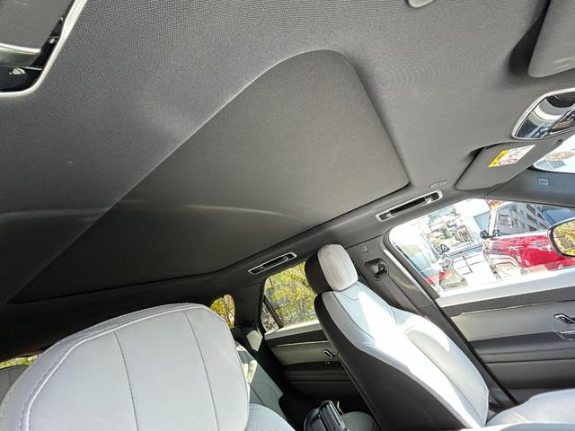 レンジローバースポーツ ダイナミックＳＥ　Ｄ３００　認定中古車　全席シートヒータ＆クーラ　ハンドルヒータ　パノラミックスライディングルーフ　電動ステップ　ＭＥＲＩＤＩＡＮ　ソフトドアクローズ　メモリ付パワーシート　純正ドラレコ　ワイヤレス充電　２３ＡＷ（27枚目）