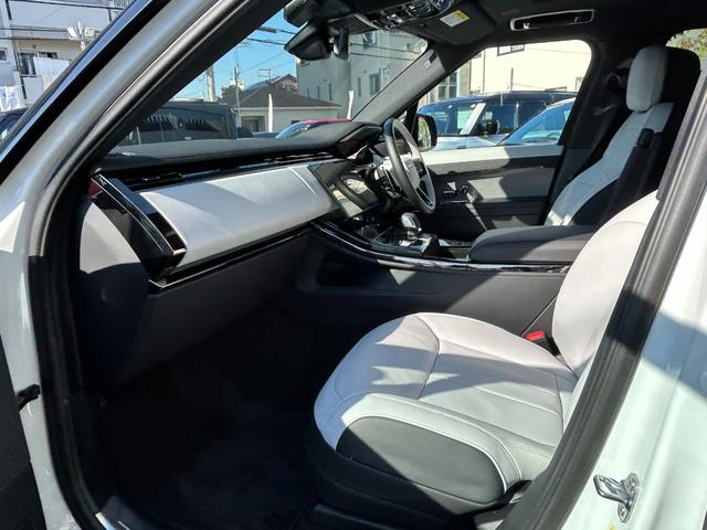 レンジローバースポーツ ダイナミックＳＥ　Ｄ３００　認定中古車　全席シートヒータ＆クーラ　ハンドルヒータ　パノラミックスライディングルーフ　電動ステップ　ＭＥＲＩＤＩＡＮ　ソフトドアクローズ　メモリ付パワーシート　純正ドラレコ　ワイヤレス充電　２３ＡＷ（36枚目）