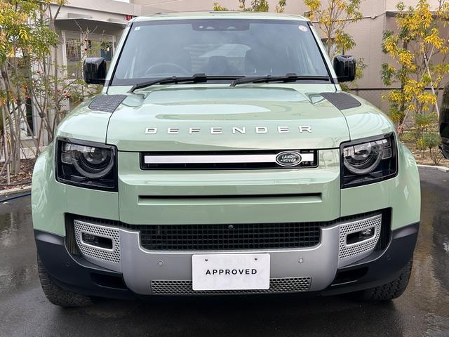 ディフェンダー １１０　７５ｔｈリミテッドエディション　認定中古車　エアサス　ファブリックルーフ　ＭＥＲＩＤＩＡＮ　コールドクライメートパック　コンソールクーラ　シートヒータ＆クーラ（Ｆ）シートヒータ（Ｒ）　アンビエントライト　サイドチューブ　非接触充電（8枚目）