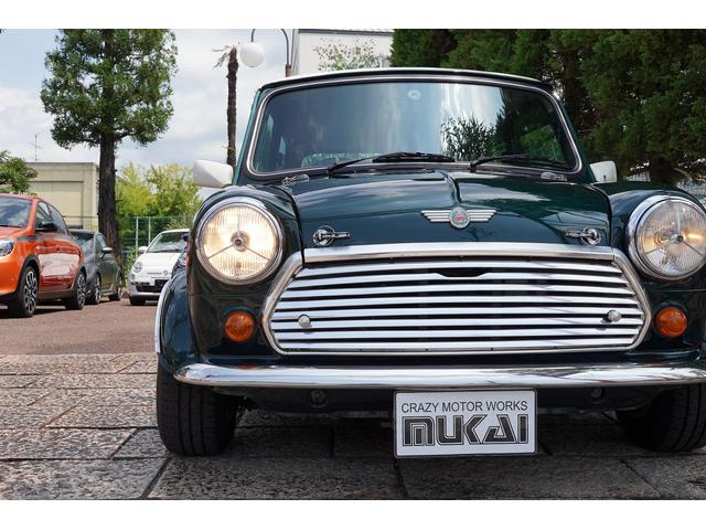 ＭＩＮＩ クーパー１．３　４ＭＴ　キャブ・オプションパーツ装着・シート・マフラー・サスキット・１０インチ・ハンドル・シフト・ペタル（14枚目）