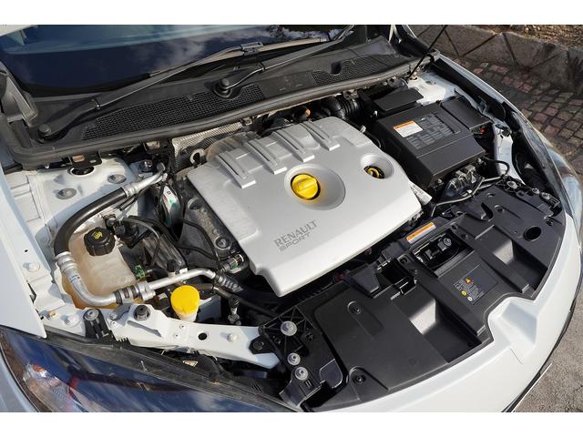 メガーヌ ルノー　スポール　６ＭＴ　走行２７００キロ（15枚目）