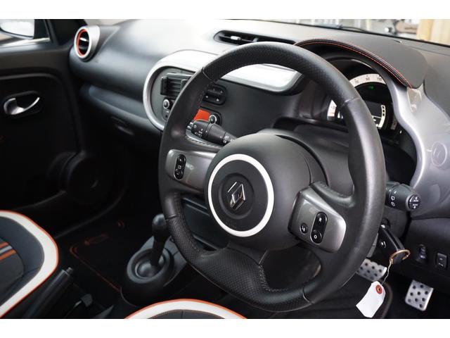 トゥインゴ ＧＴ　６ＡＴ　１オーナー車・禁煙車（5枚目）