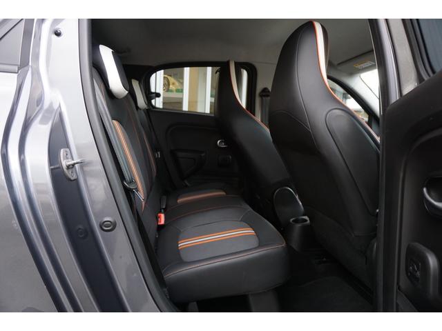 トゥインゴ ＧＴ　６ＡＴ　１オーナー車・禁煙車（10枚目）