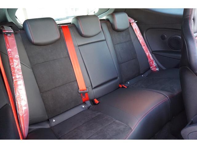 メガーヌ ルノー　スポール　２７３トロフィー２　限定車　アクラボビッチマフラー　カーボンエンド　アルカンタラインテリア（9枚目）