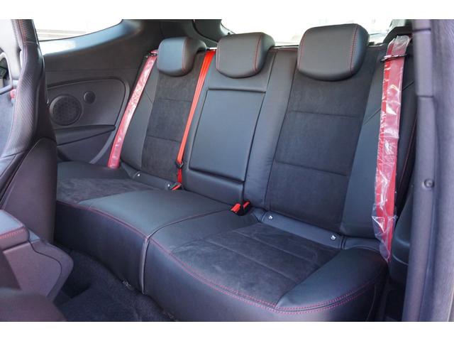 メガーヌ ルノー　スポール　２７３トロフィー２　限定車　アクラボビッチマフラー　カーボンエンド　アルカンタラインテリア（12枚目）