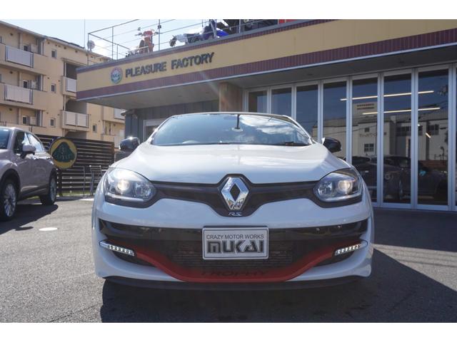 メガーヌ ルノー　スポール　２７３トロフィー２　限定車　アクラボビッチマフラー　カーボンエンド　アルカンタラインテリア（15枚目）