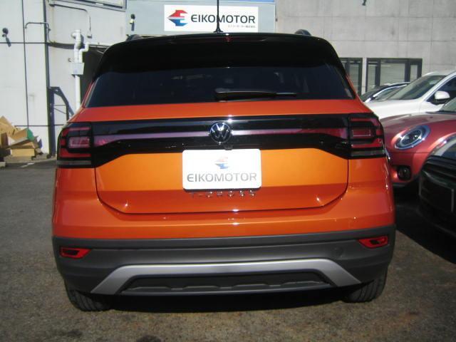 Ｔ－クロス ＴＳＩ　アクティブ　純正ナビ　バックカメラ　アップルカープレイ　クルーズコントロール　ＬＥＤヘッドライト　１オーナー（4枚目）