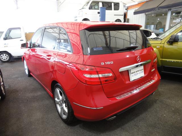 Bクラス B180 スポーツ 禁煙車 純正ナビTVバックカメラ ETC ハーフレザーシート FRドライブレコーダー 17インチ純正アルミ(4枚目)