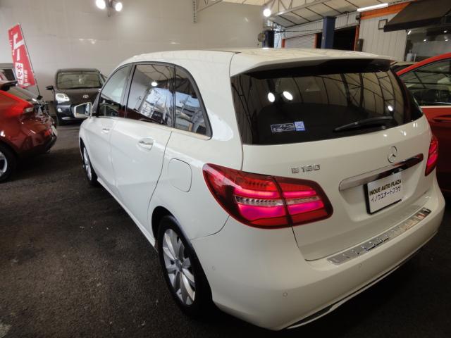 Bクラス B180 ベーシックパッケージプラスレーダーセーフィティパッケージ禁煙車 純正ナビTVバックカメラ ETC ドライブレコーダーFR(3枚目)