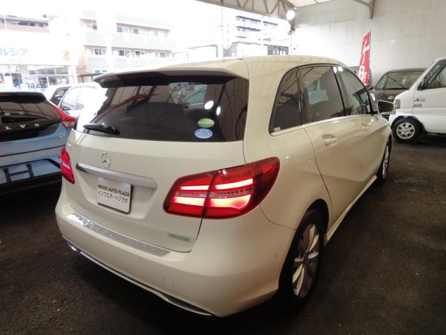 Bクラス B180 ベーシックパッケージプラスレーダーセーフィティパッケージ禁煙車 純正ナビTVバックカメラ ETC ドライブレコーダーFR(4枚目)