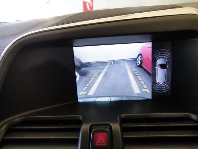 バックモニター、バックセンサー付き