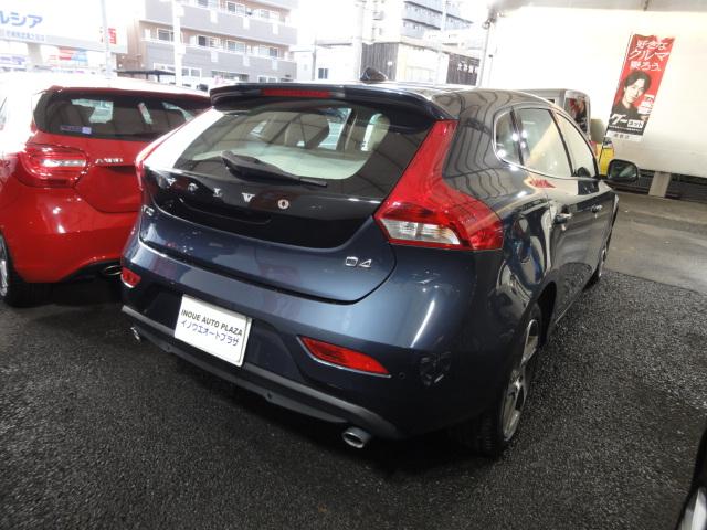 Ｖ４０ Ｄ４　モメンタム　禁煙車　純正ナビ　バックカメラ　ＥＴＣ　シートヒーター　運転席パワーシート　ドライブレコーダー前（4枚目）