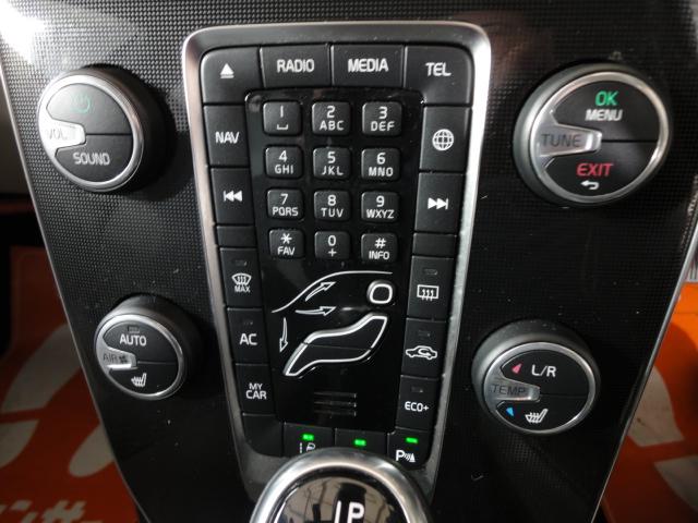 Ｖ４０ Ｄ４　モメンタム　禁煙車　純正ナビ　バックカメラ　ＥＴＣ　シートヒーター　運転席パワーシート　ドライブレコーダー前（10枚目）