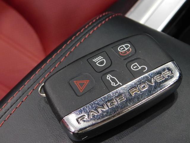 レンジローバーイヴォークコンバーチブル ＨＳＥダイナミック　【グー鑑定付】【車両状態評価書付】コンバーチブル・ハーマンボディキット＆マフラー＆２２インチアルミ・タイヤ４本新品・社外足回り（24枚目）