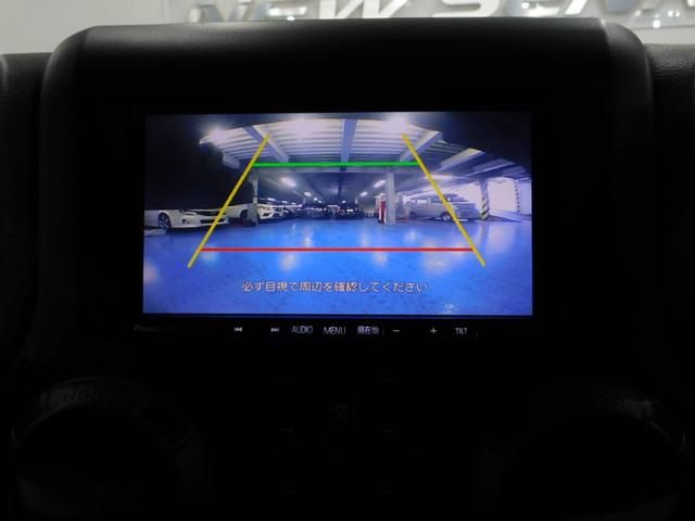 ジープ・ラングラーアンリミテッド スポーツ　４ＷＤ　ラフカントリーリフトアップ　ＳｍｉｔｔｙＦＲバンパー構造変更済みバックカメラ（8枚目）