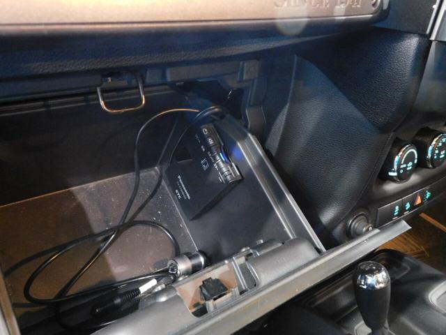 ジープ・ラングラーアンリミテッド スポーツ　４ＷＤ　ラフカントリーリフトアップ　ＳｍｉｔｔｙＦＲバンパー構造変更済みバックカメラ（12枚目）