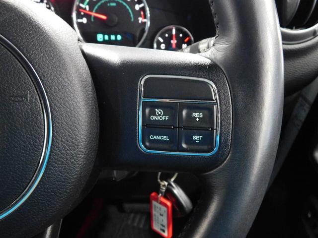 ジープ・ラングラーアンリミテッド スポーツ　４ＷＤ　ラフカントリーリフトアップ　ＳｍｉｔｔｙＦＲバンパー構造変更済みバックカメラ（15枚目）