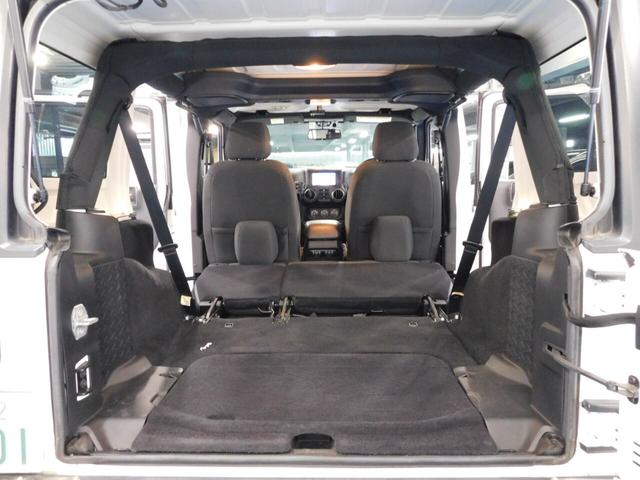 ジープ・ラングラーアンリミテッド スポーツ　４ＷＤ　ラフカントリーリフトアップ　ＳｍｉｔｔｙＦＲバンパー構造変更済みバックカメラ（27枚目）