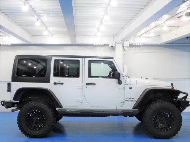 ジープ・ラングラーアンリミテッド スポーツ　４ＷＤ　ラフカントリーリフトアップ　ＳｍｉｔｔｙＦＲバンパー構造変更済みバックカメラ（42枚目）