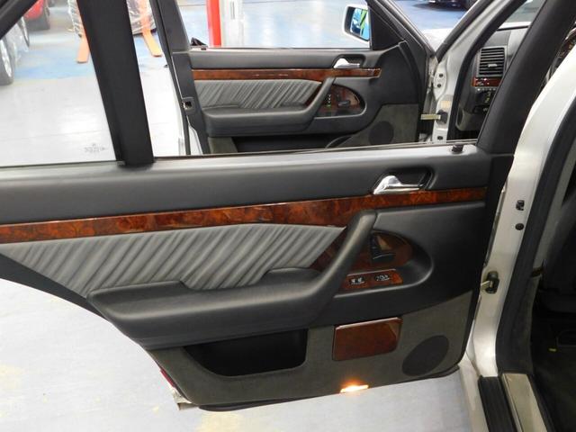 Sクラス S600L W140 V12 サンルーフ パワーシート並行車(26枚目)
