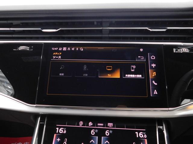 Ｑ７ ５０ＴＤＩクワトロ　Ｓライン　ディーゼルターボ　４ＷＤ　鑑定済認定車・本革・ワンオーナー車・ナビテレビ（7枚目）