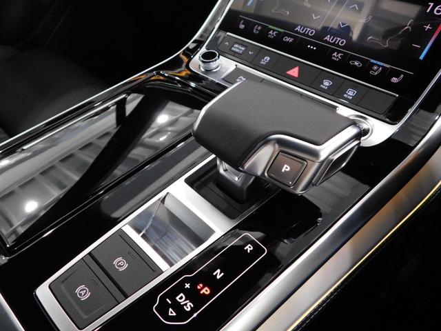 Ｑ７ ５０ＴＤＩクワトロ　Ｓライン　ディーゼルターボ　４ＷＤ　鑑定済認定車・本革・ワンオーナー車・ナビテレビ（13枚目）