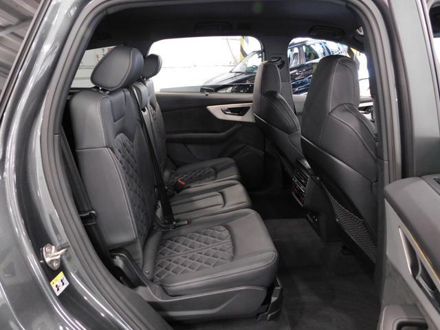 Ｑ７ ５０ＴＤＩクワトロ　Ｓライン　ディーゼルターボ　４ＷＤ　鑑定済認定車・本革・ワンオーナー車・ナビテレビ（40枚目）