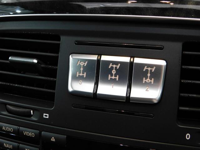 Ｇクラス Ｇ３５０ｄ　ロング　ディーゼルターボ　４ＷＤ　ラグジュアリーパッケージ・サンルーフ・黒革シート・純正ナビテレビ・ハーマンカードンサラウンド（18枚目）