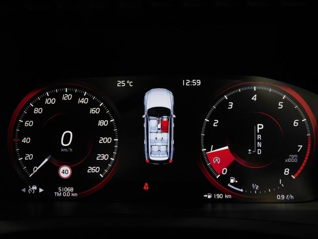 ＸＣ９０ Ｔ６　ＡＷＤ　インスクリプション　４ＷＤ　鑑定済認定車・サンルーフ・ナッパレザーシート・純正ナビテレビ・ヘッドアップディスプレイ・ルーフレール（21枚目）