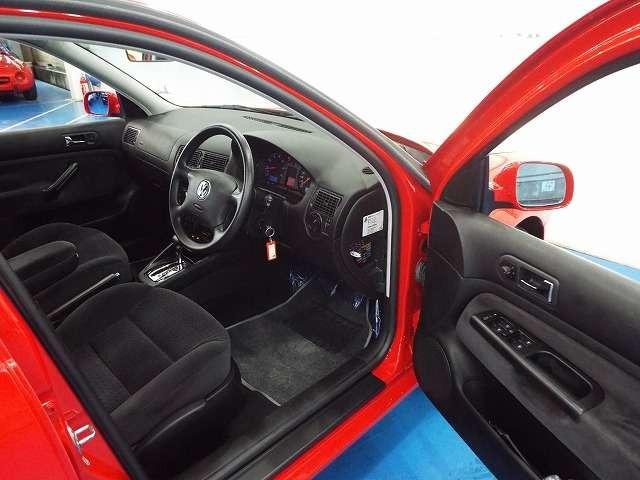 ゴルフ ＧＬｉ　走行３６．０００キロ（7枚目）