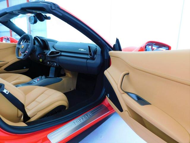 FERRARI 458 SPIDER BASE GRADE