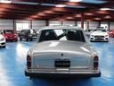 ROLLS-ROYCE SILVER WRAITH