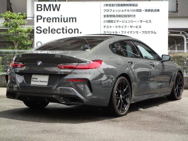 ８シリーズ ８４０ｉ　グランクーペ　Ｍスポーツ　Ｍテクニックスポーツ　黒／茶・ツートン・メリノレザー　Ｍディファレンシャル　Ｍスポーツブレーキ　２０インチホイール　電動サンルーフ　ドライビングアシストプロ　ＨＤＤナビ　ＥＴＣ２．０　アラウンドビュー（21枚目）